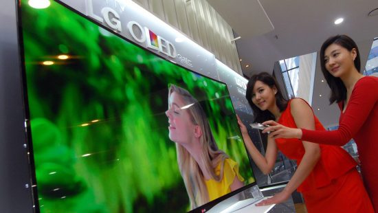 טלוויזית ה-OLED הקעורה של LG תושק בישראל