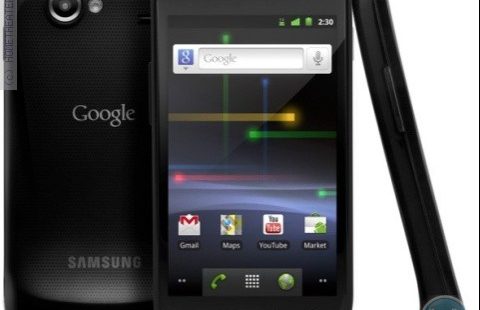 תפריט היום: Nexus S עם עוגת זנגביל.