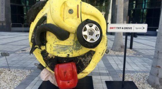 “The Last Emoji” הגרסה האמריקאית למילים יכולות להרוג