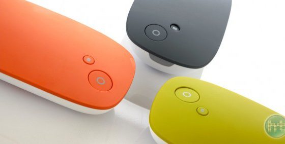 כמה באחד – סוללה שהיא גם אפרכסת, פנס ושלט סלפי Fonebud
