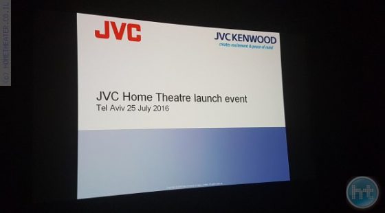 אפריל טקליין וטופאודיו משיקות את מקרני JVC לשנת 2016