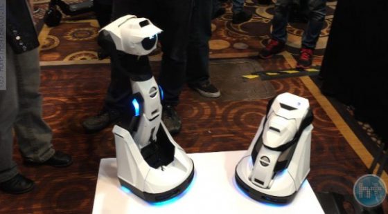 CES 2016: רובוטים