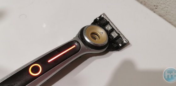 Gillette Labs Heated Razor – גילוח חם ורך