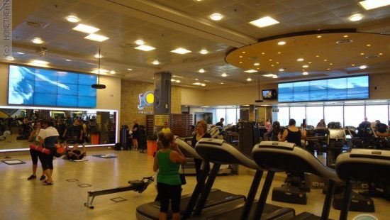 חברת פריימוויו משלימה פרוייקט קירות מסכים בחדר הכושר JOY