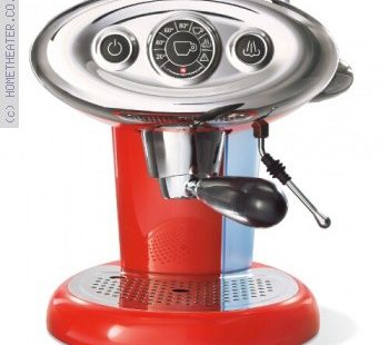 לנדוור, יבואנית illy לישראל, משיקה את ה-francis x7 – מכונת קפסולות מעניינת מאוד