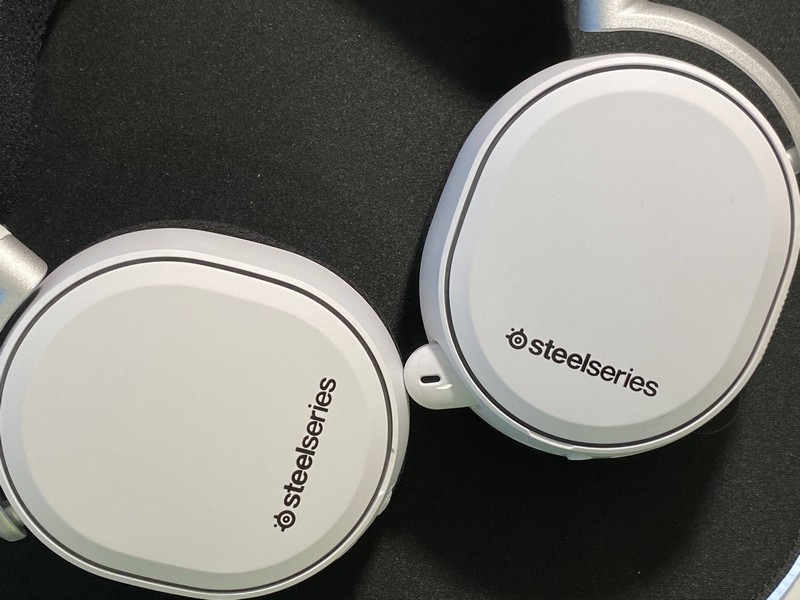 ביקורת: אוזניות גיימינג SteelSeries Arctis Pro Wireless – עדיין הטובות ביותר?