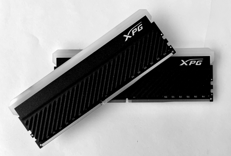 ביקורת: זכרון XPG SPECTRIX D45G RGB