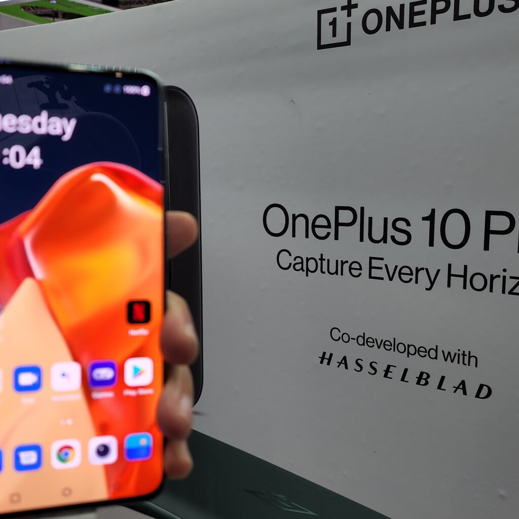 MWC22: הצצה ראשונה ל OnePlus 10 Pro