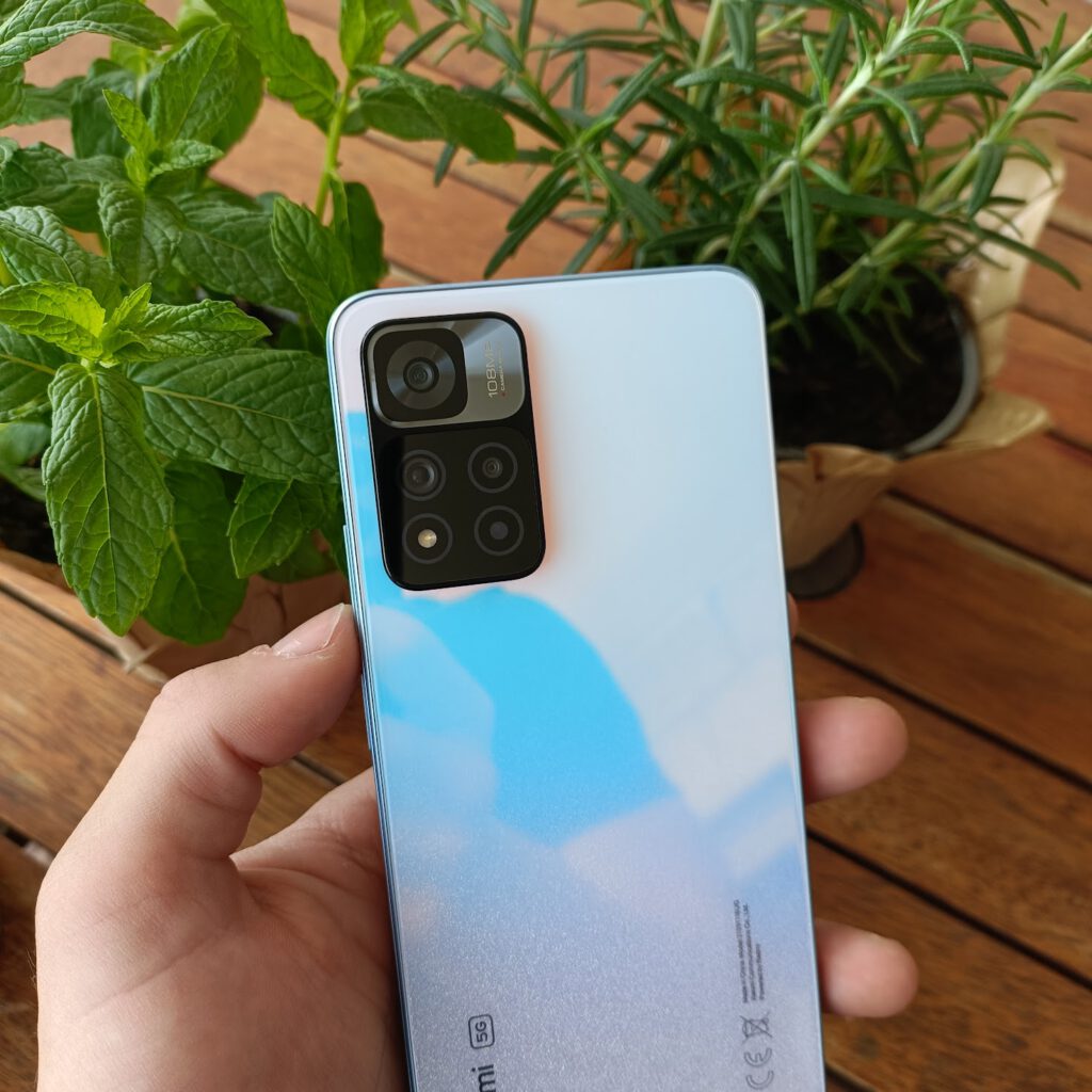טלפון Xiaomi Redmi Note 11 Pro+ 5G עם 120W טעינה