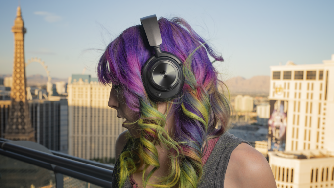 SteelSeries משיקה סדרת אוזניות חדשות לגיימרים בשם Arctis Nova